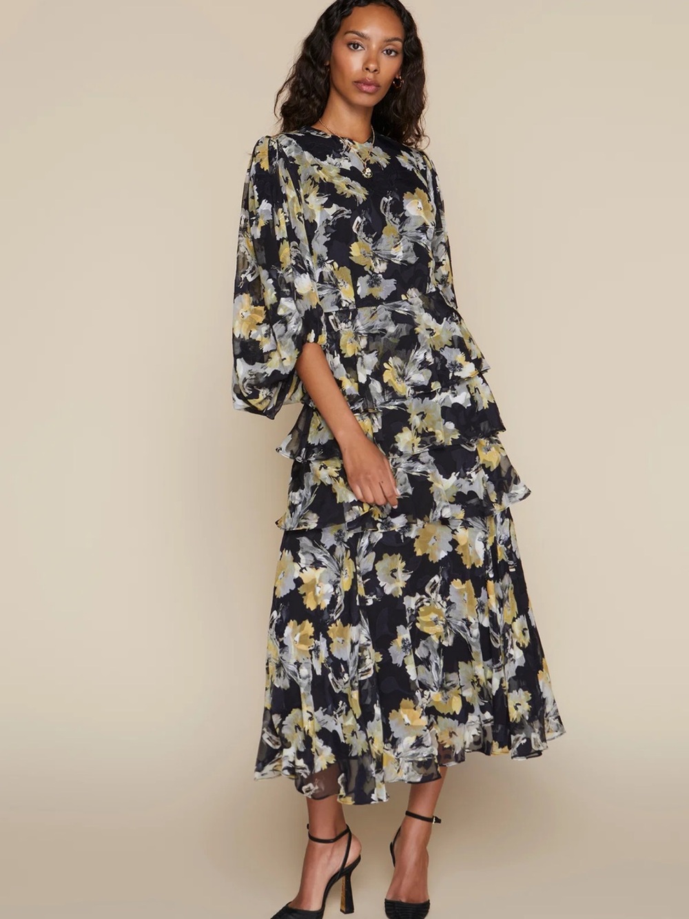 Apparalel capri ruffle dress